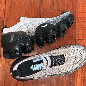 nike vapor airmax , black,grey,and white